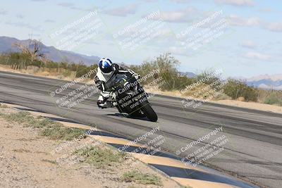 media/Nov-16-2025-Race Pace (Sun) [[8c5fa54630]]/Verified Riders/4-Turn 3 Inside (1050am)/